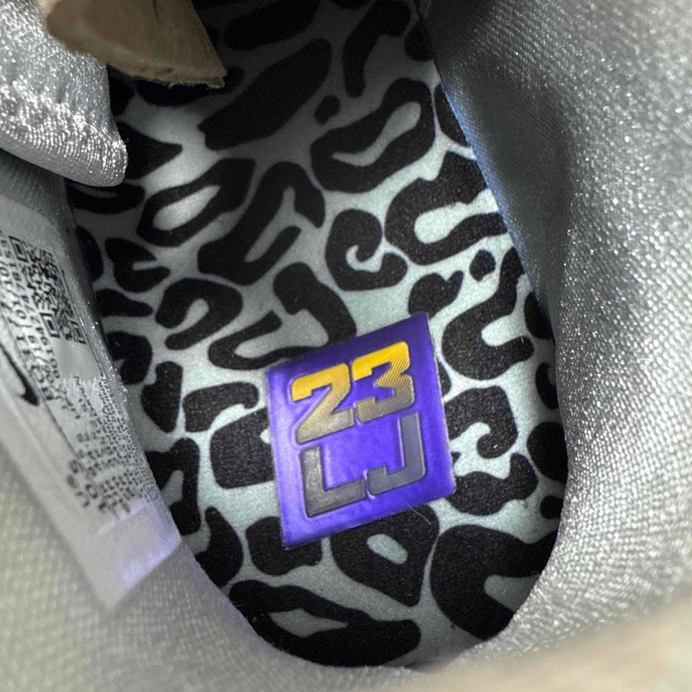 Nike LeBron 17 XVII x NBA 2K20 2K Playoffs Gamer Exclusive - Picture 8 of 13